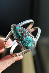 BOA CANYON TURQUOISE + SILVER CUFF