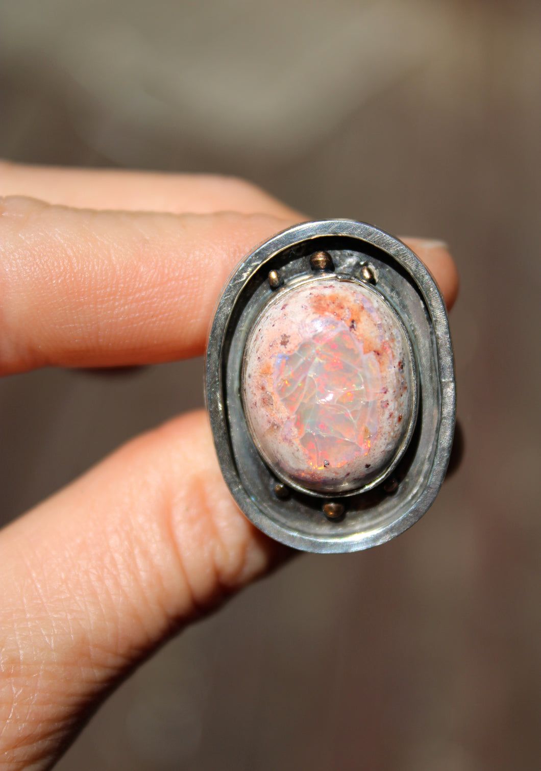 PIXIE RING // PINK FIRE OPAL, SILVER + GOLD // SIZE 8.5