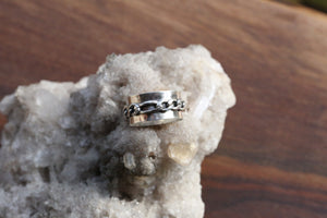 INFINITY RING // SIZE 5.5 + 10