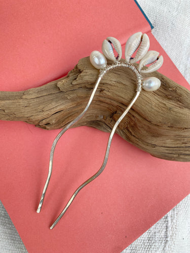 COWRIE SHELL, PEARL + SILVER HAIR FORK
