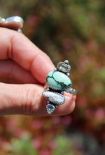 SAPPHIRE, VARISCITE, WHITE BUUFFALO + SILVER RING // SIZE 6