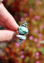 SAPPHIRE, VARISCITE, WHITE BUUFFALO + SILVER RING // SIZE 6