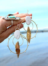 WHITE BUFFALO BIRDS OF A FEATHER HOOPS