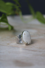 WHITE BUFFALO + SILVER RING // SIZE 8.5