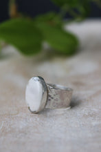 WHITE BUFFALO + SILVER RING // SIZE 8.5