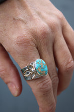 SIERRA BELLA FLOWER RING // SIZE 9