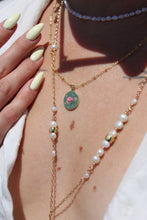 FLOWER CHARM NECKLACE