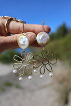 PEARL + FLORA EARRINGS