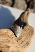 UNBREAKABLE HEART RING // SIZE 8