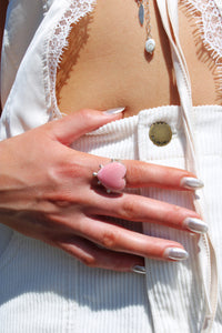 QUEEN OF HEARTS RING // QUEEN CONCH SHELL + SILVER // SIZE 7