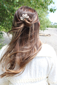 COWRIE SHELL, PEARL + SILVER HAIR FORK