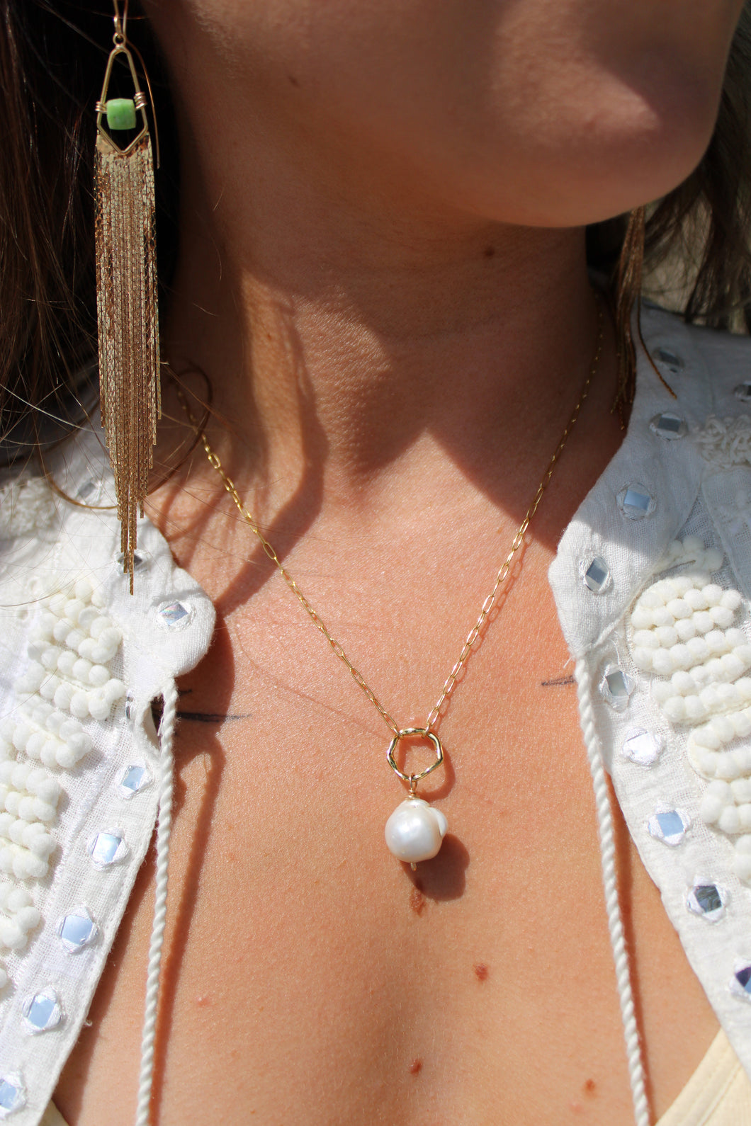 BAROQUE PEARL DROP NECKLACE