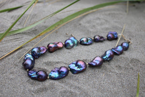 PURPLE BAROQUE PEARL NECKLACE