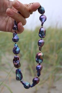PURPLE BAROQUE PEARL NECKLACE