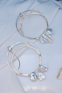 MIXED METAL PEARL PETAL HOOPS