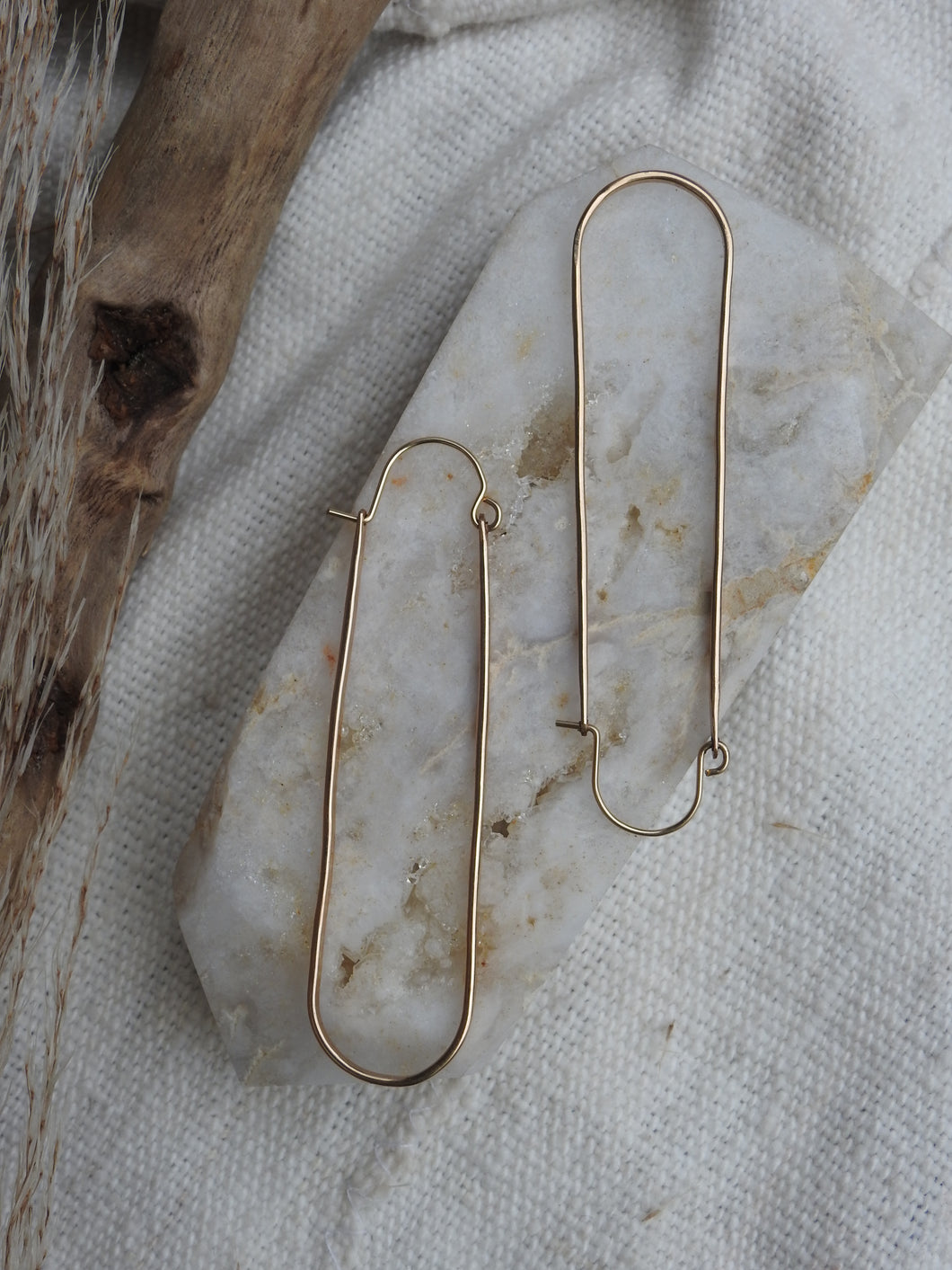 DIANA EARRINGS // GOLD